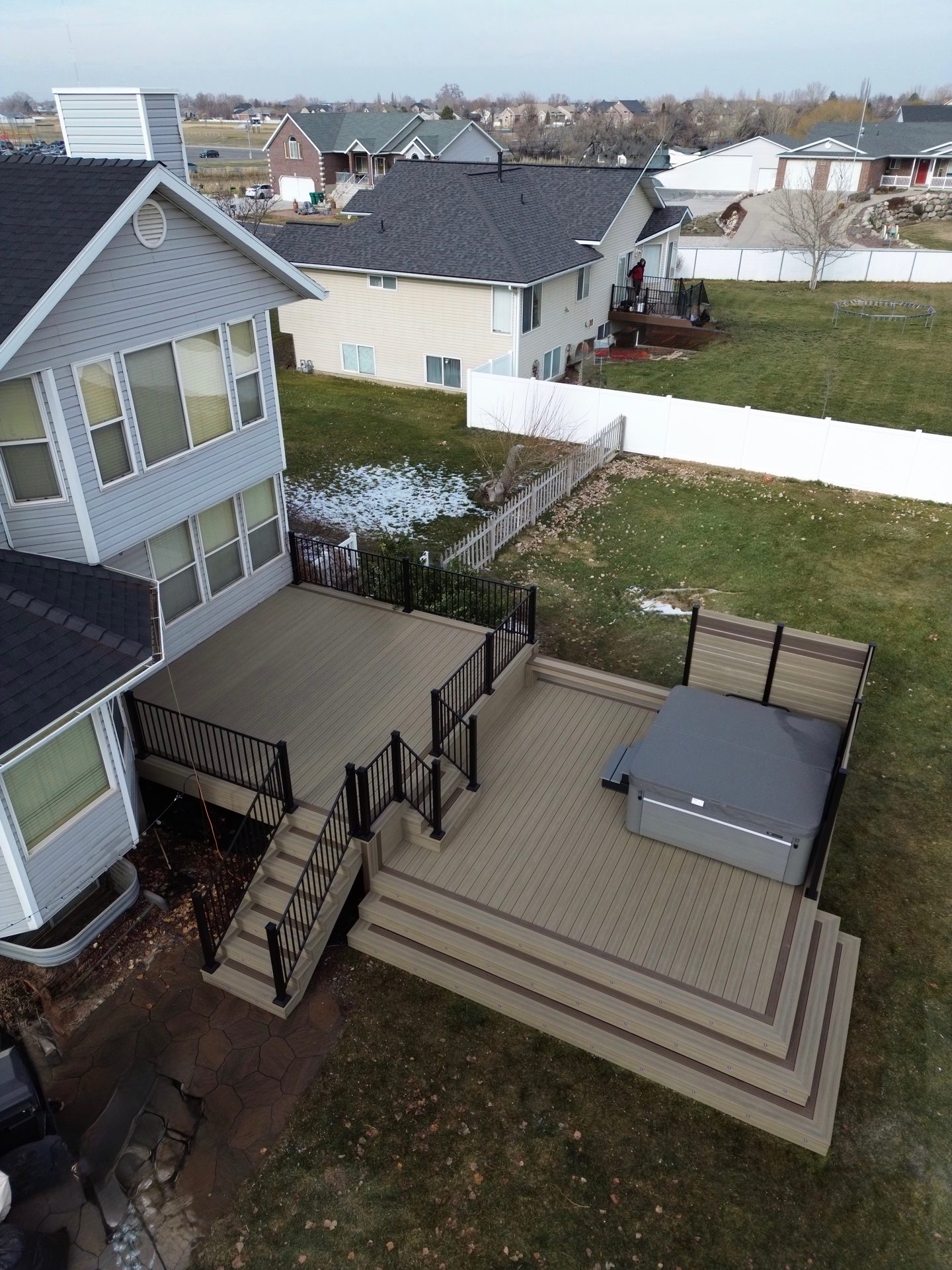 Custom deck built by Z-Bolt Decks in Utah County — project 16