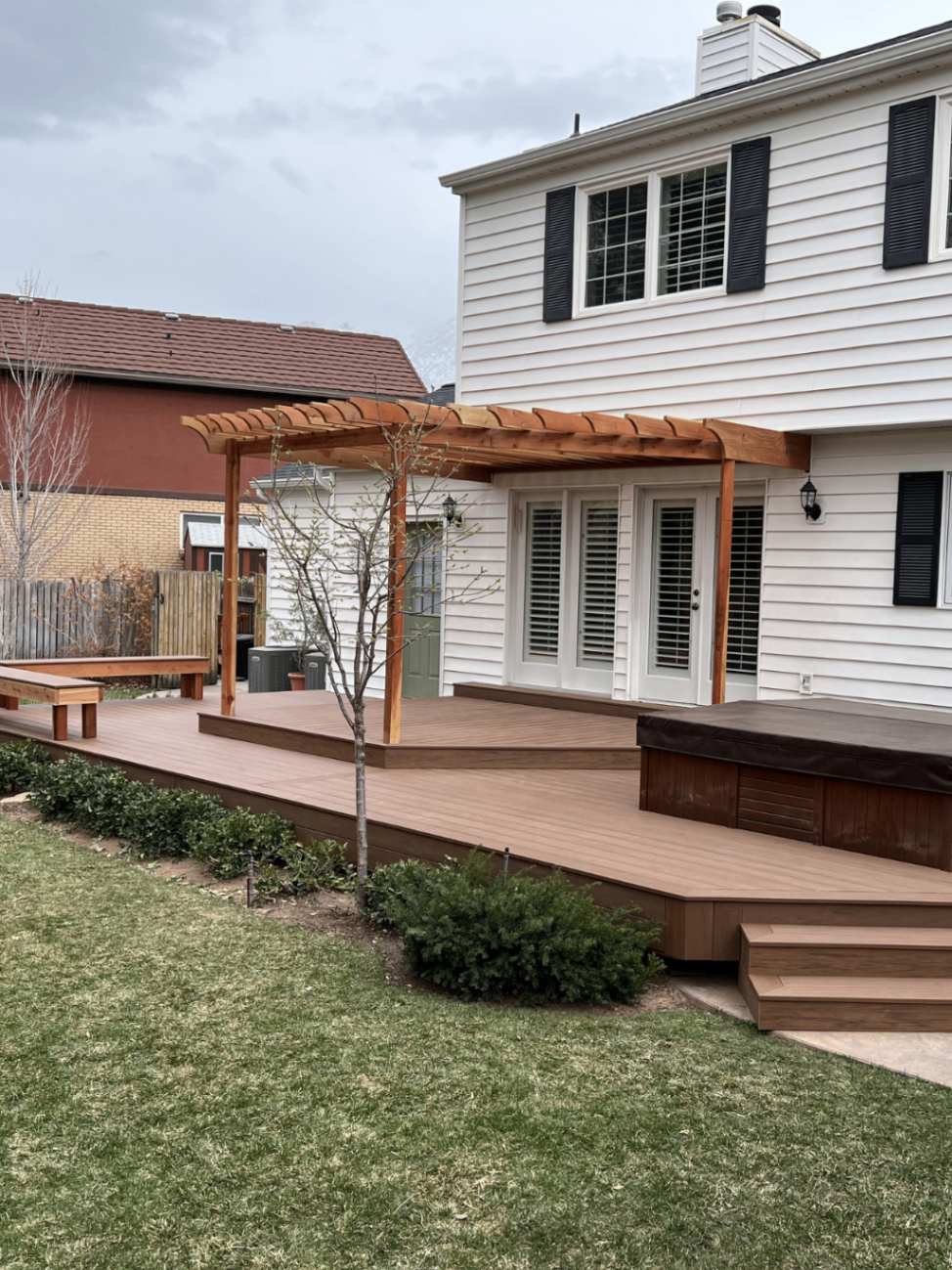 Awnings deck by ZBolt Decks — photo from Awning Project