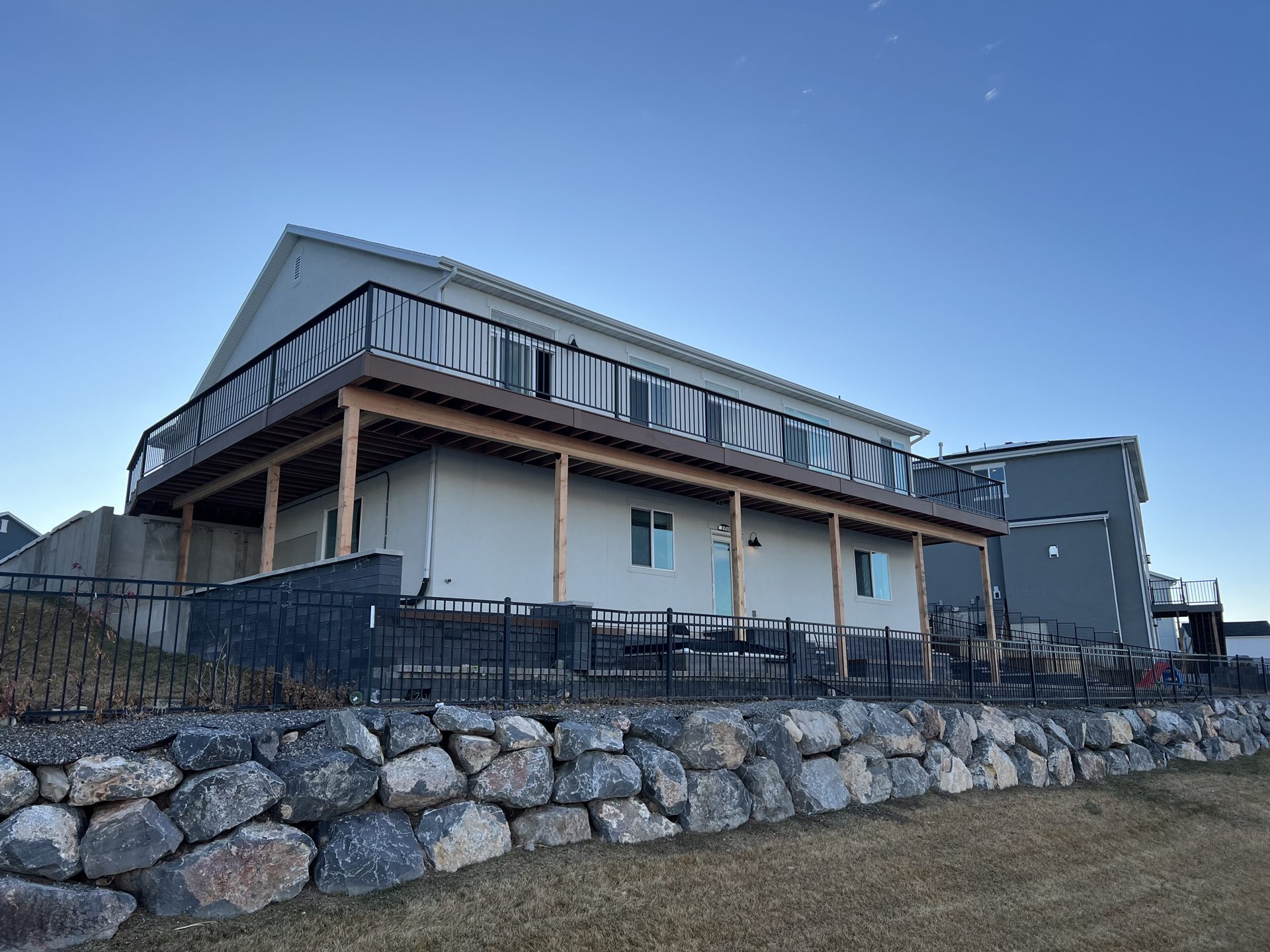 Custom deck built by Z-Bolt Decks in Utah County — project 7